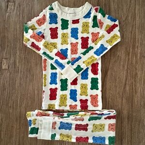Hanna Andersson Multicolor Gummie Bear Print Kids Pajamas